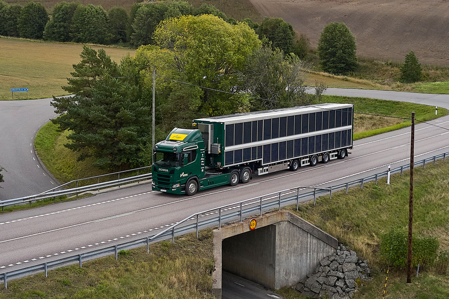 Kuehne+Nagel: Carbon Insetting for HVO, E-Trucks