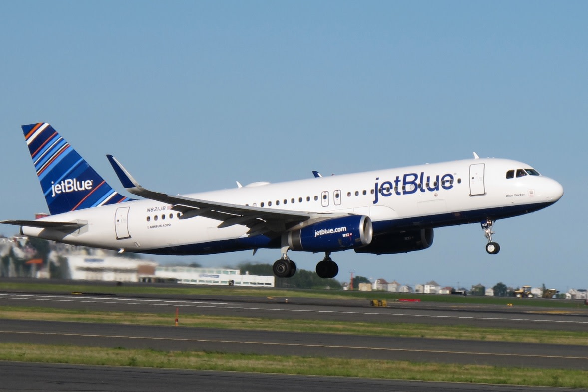 JetBlue, CHOOOSE Team Up for Sustainable Air Travel