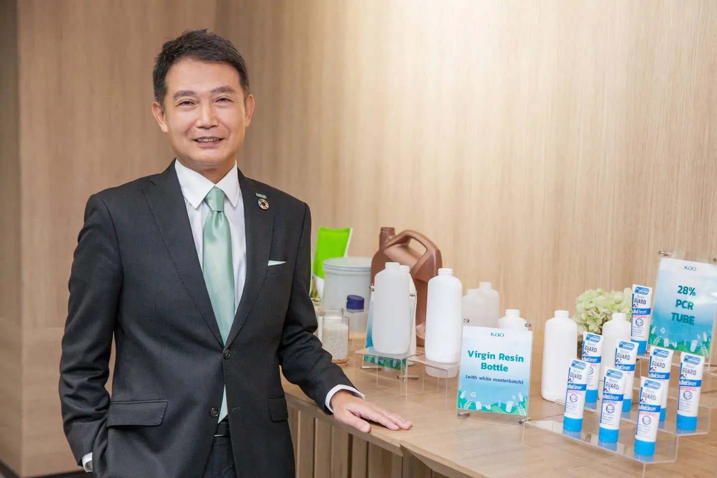 KnowESG_SCGC, Kao Create Recycled Packaging for Feather Shampoo