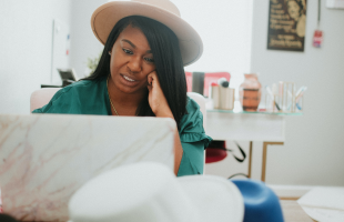 How does invoice finance work in the UK?