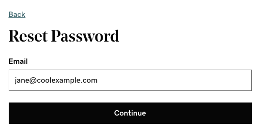 La pagina di reimpostazione della password con un esempio di indirizzo email inserito.