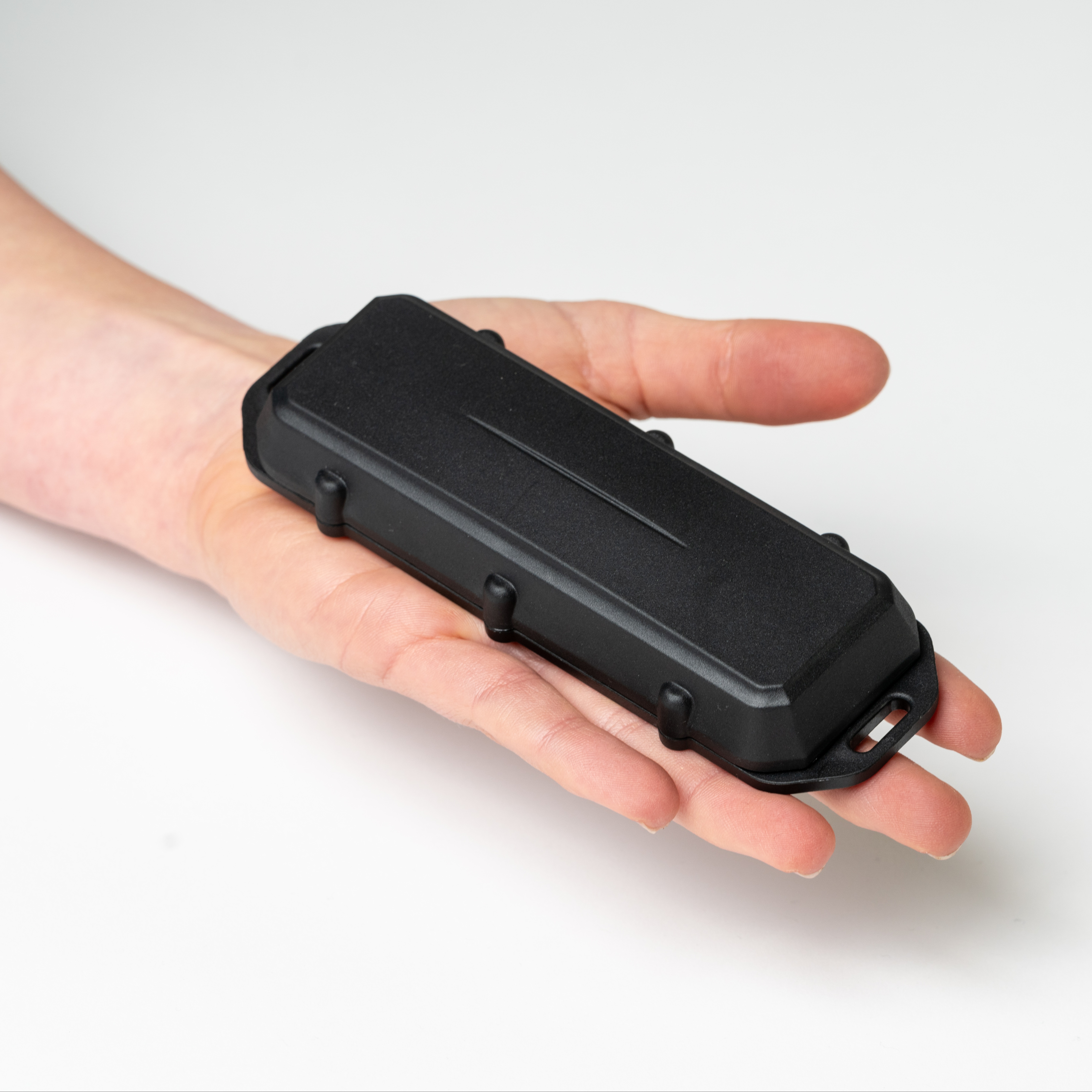 STG DTx HD tracker product photo