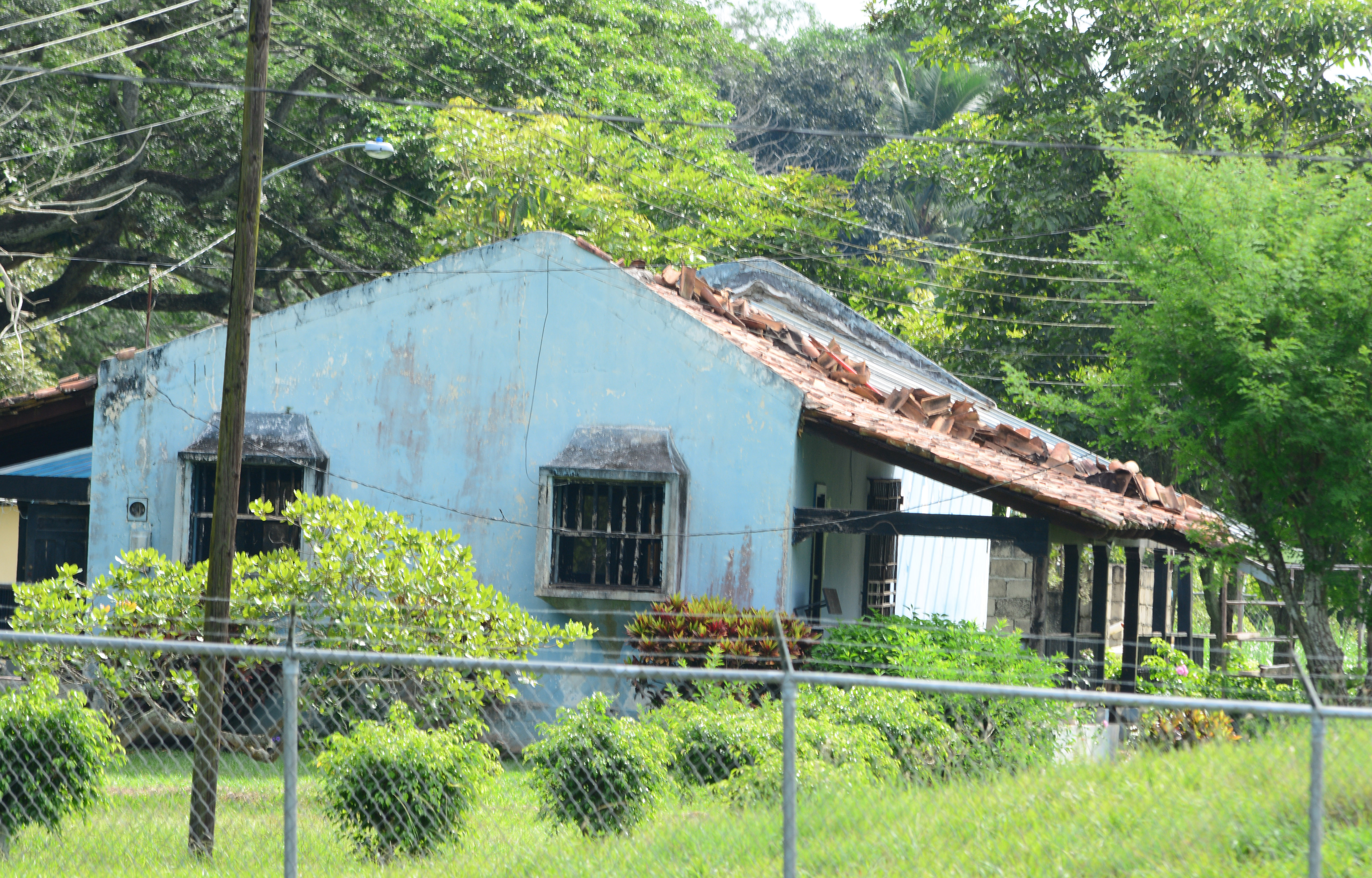 Colombian Emeralds in Panama Burials Trace a Pre-Columbian Coastal Network