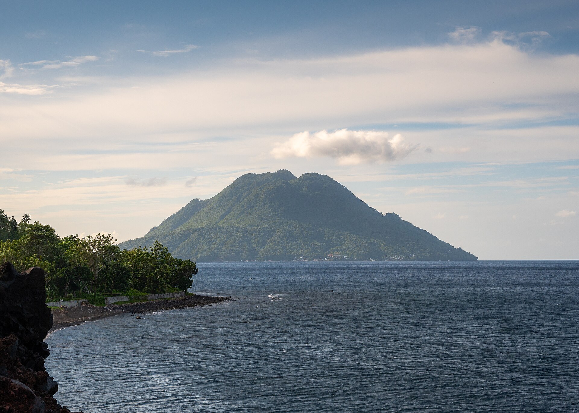 Raja Ampat: indonéské modré souostroví útesů, homestayů a jídla ze sága
