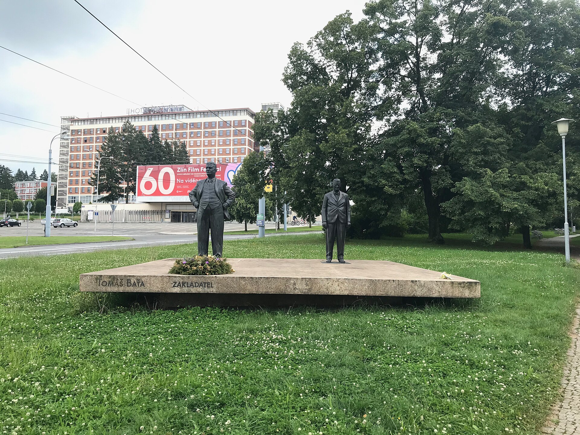 Baťovo motto: proč „Náš zákazník, náš pán“ znamenalo víc než slogan