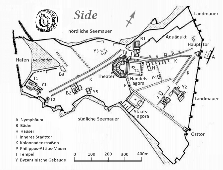 Plán antického Side pomáhá vidět cesty, přístavní části i památky jako jeden městský systém. Kredit: Jogi 1949, Wikimedia Commons, CC BY-SA 4.0