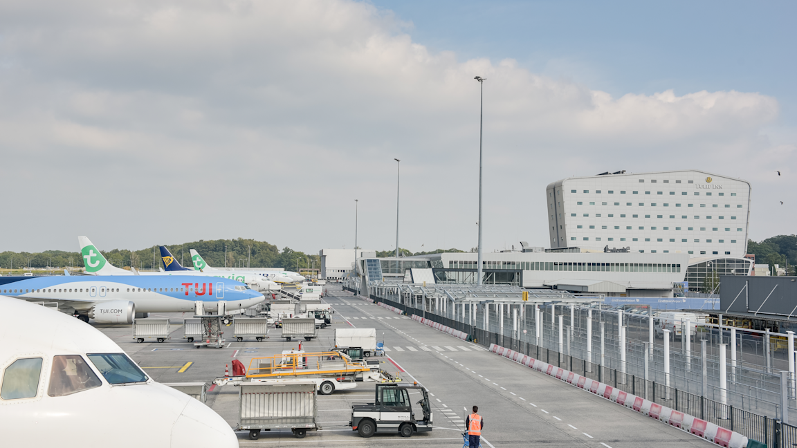 Airplanes on the apron