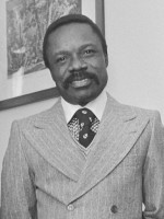 Mieremet, Rob / Anefo, CC BY-SA 3.0 NL <https://creativecommons.org/licenses/by-sa/3.0/nl/deed.en>, via Wikimedia Commons Omar Bongo