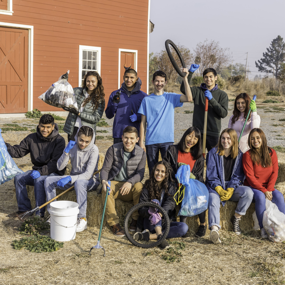 145+ Community Service Ideas for Students, Families, and Individuals