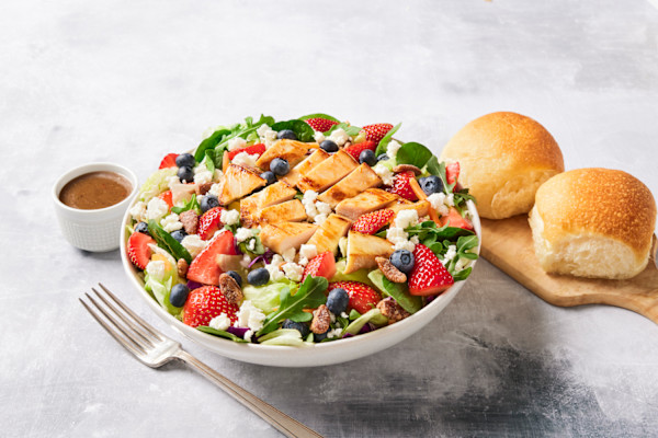 Bob Evans | Summer Strawberry Salads l Salad Delivery & Takeout l Bob Evans