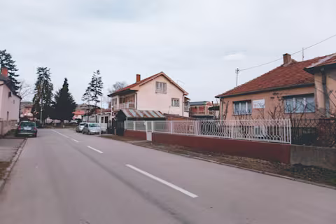 Una Medica - pogled 2