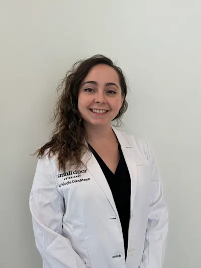 Dr. Nicole Dikshteyn (she/her)