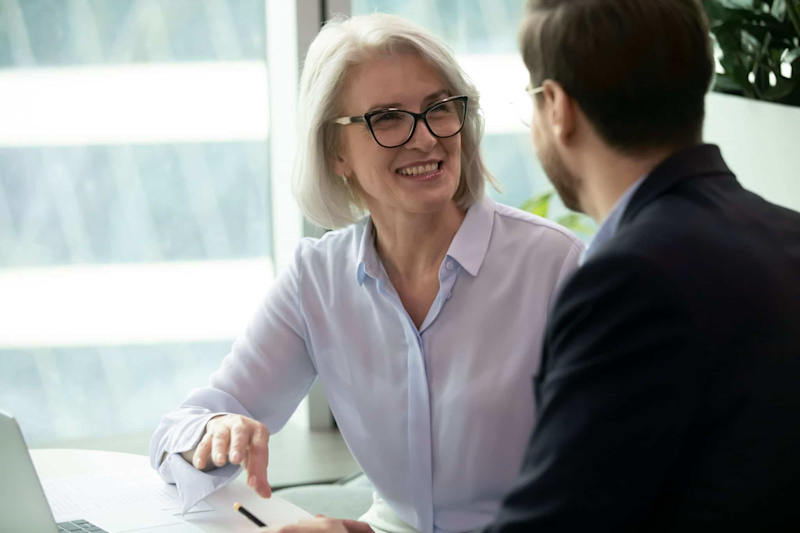 6 reasons why you should pursue an AWS certification leaders and colleagues min