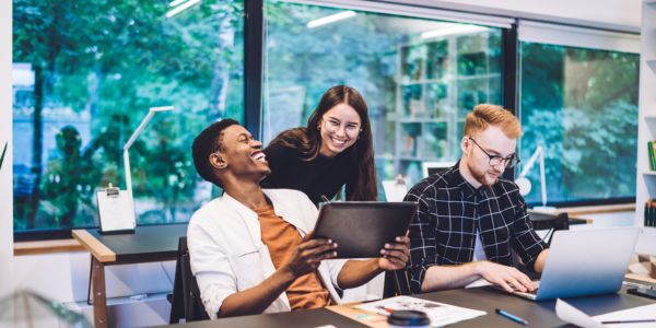 LFY Work - Blog Image - How to Make Cloud Training Sticky and Social with AWS Skill Builder - AU