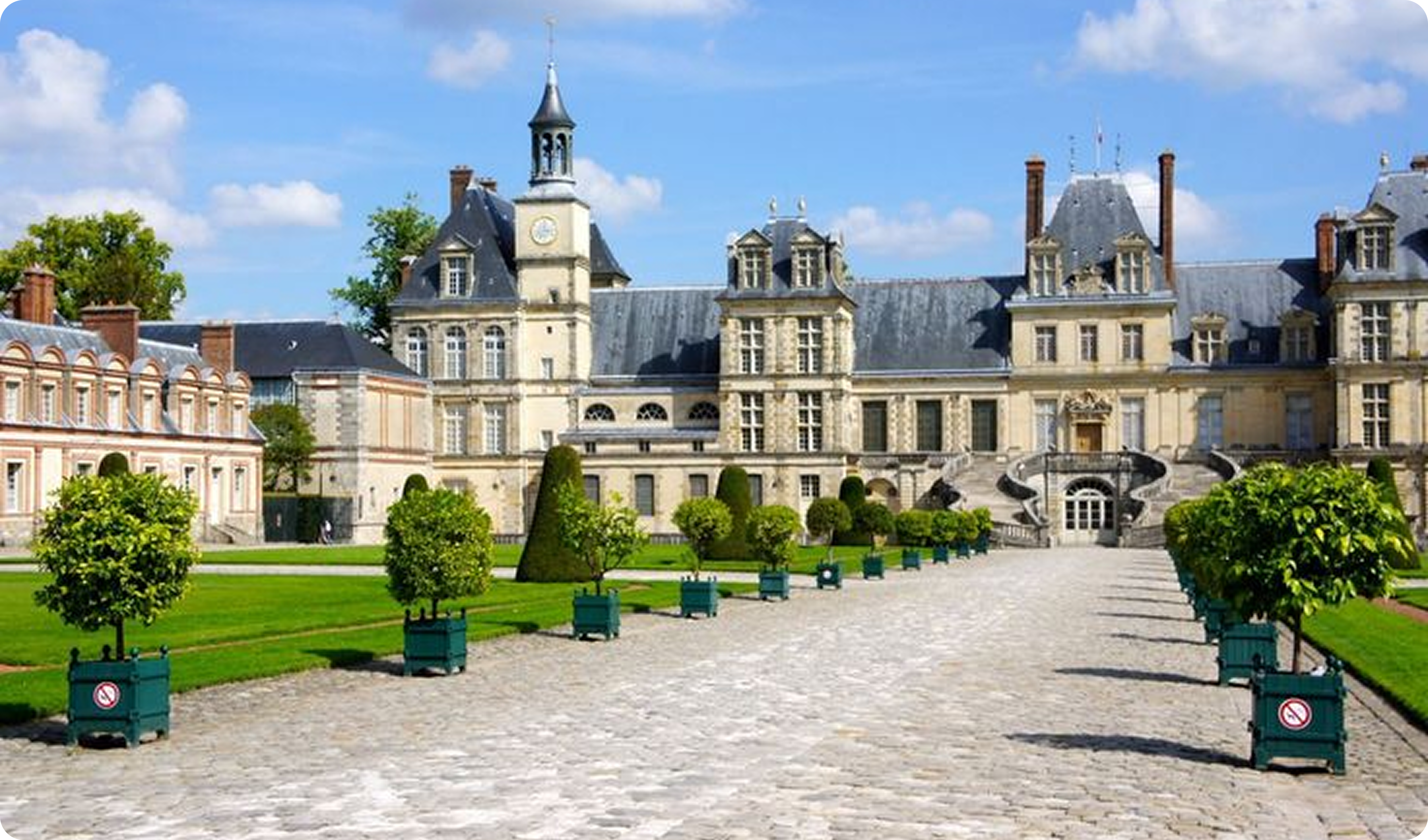 Fontainebleau Castle Day Trip