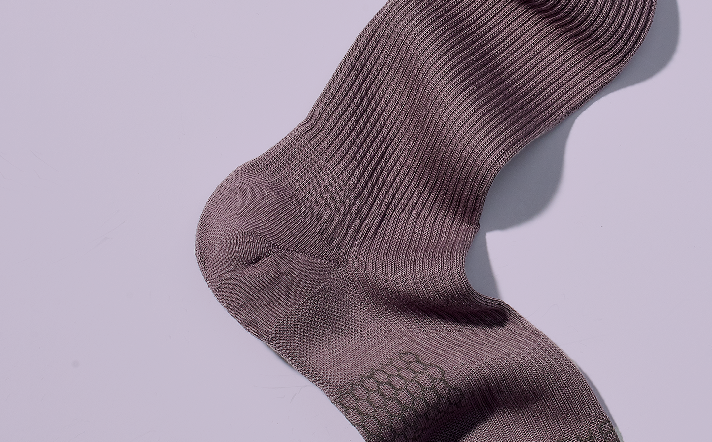 Bombas launches a new collection of basics: The Ribbed Seamless