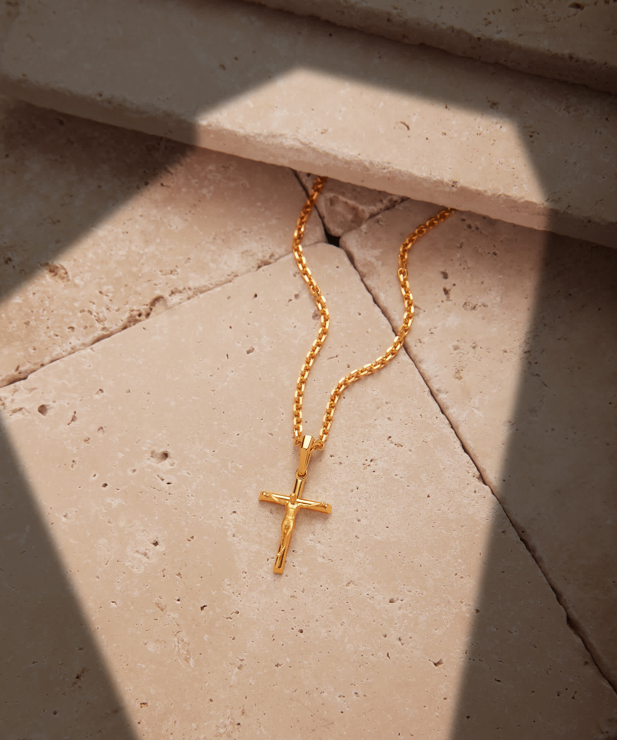 Attention to Detail - Crucifix Pendant