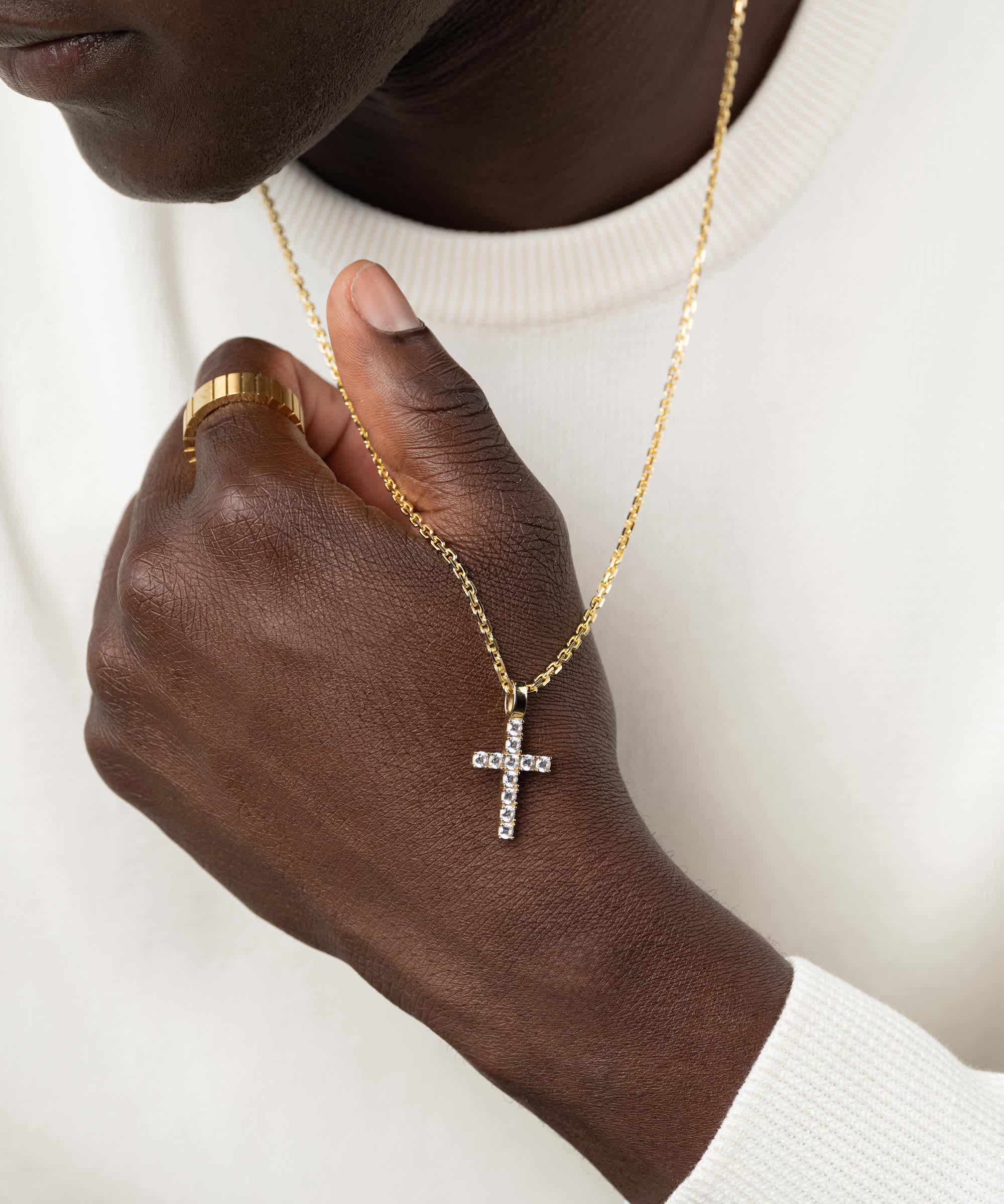 ELEVATED STYLE - Micro Cross Pendant Silver