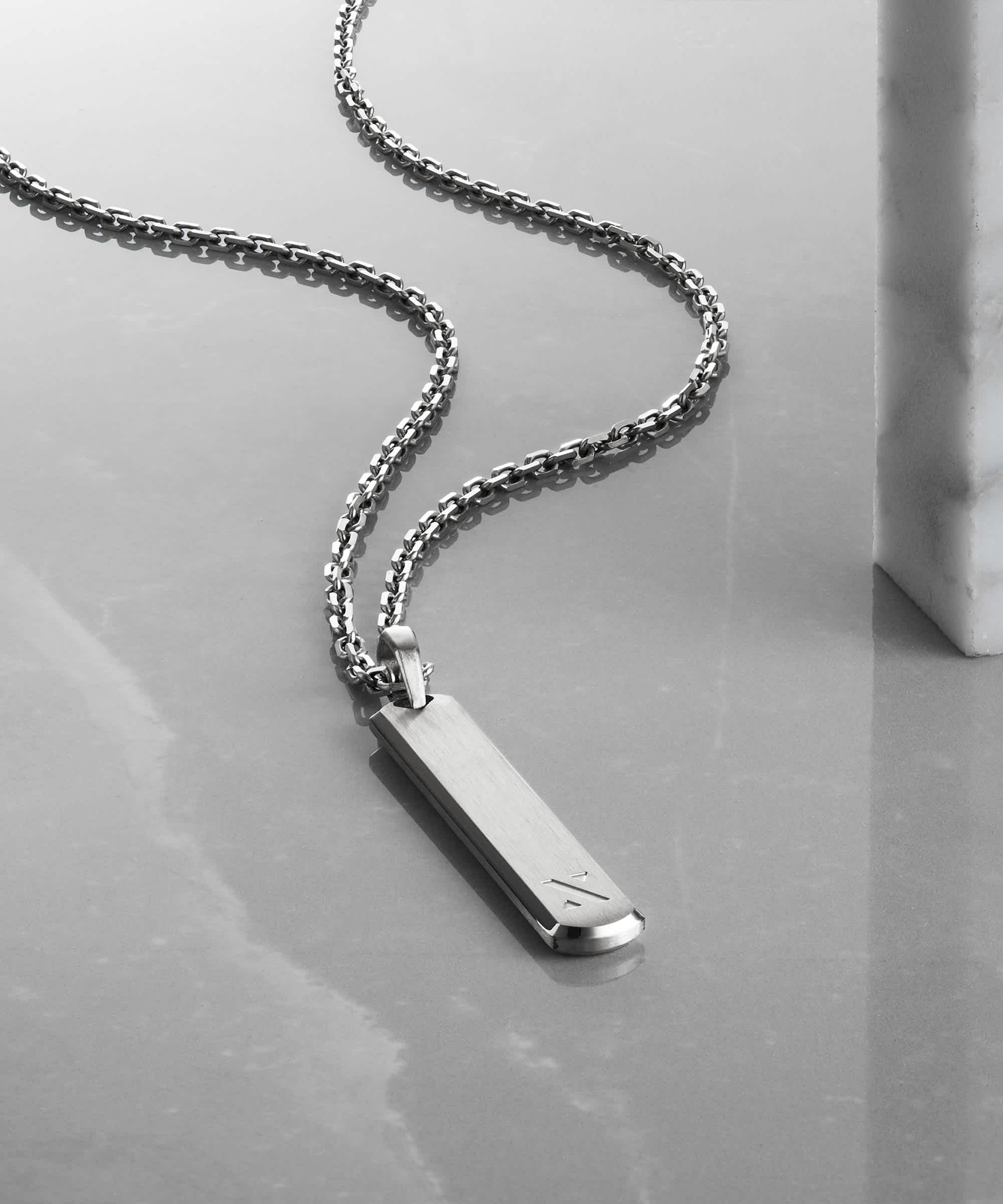 ATTENTION TO DETAIL - Skyline Pendant Silver
