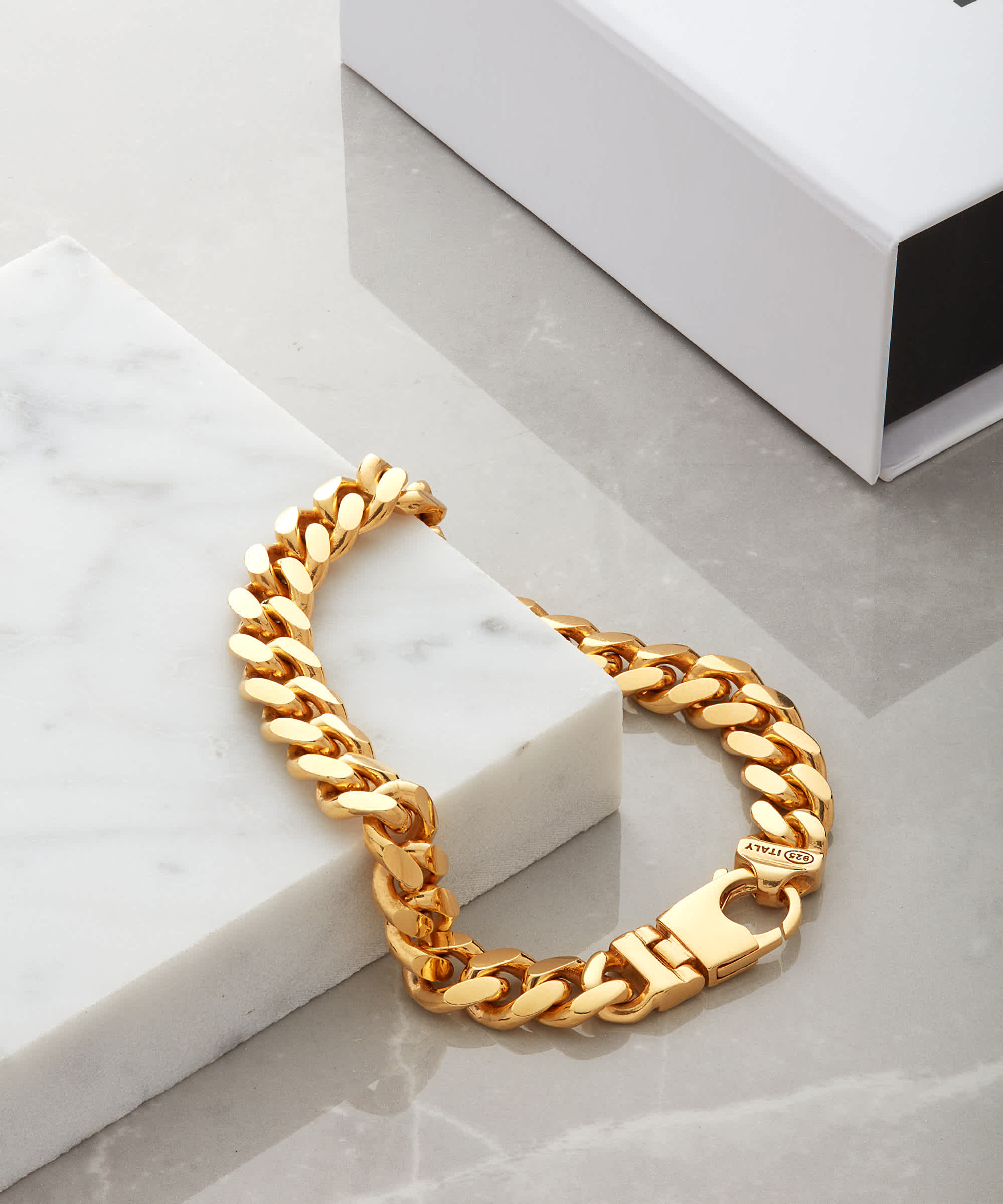 #1 SELLING BRACELET - Cuban Bracelet Gold