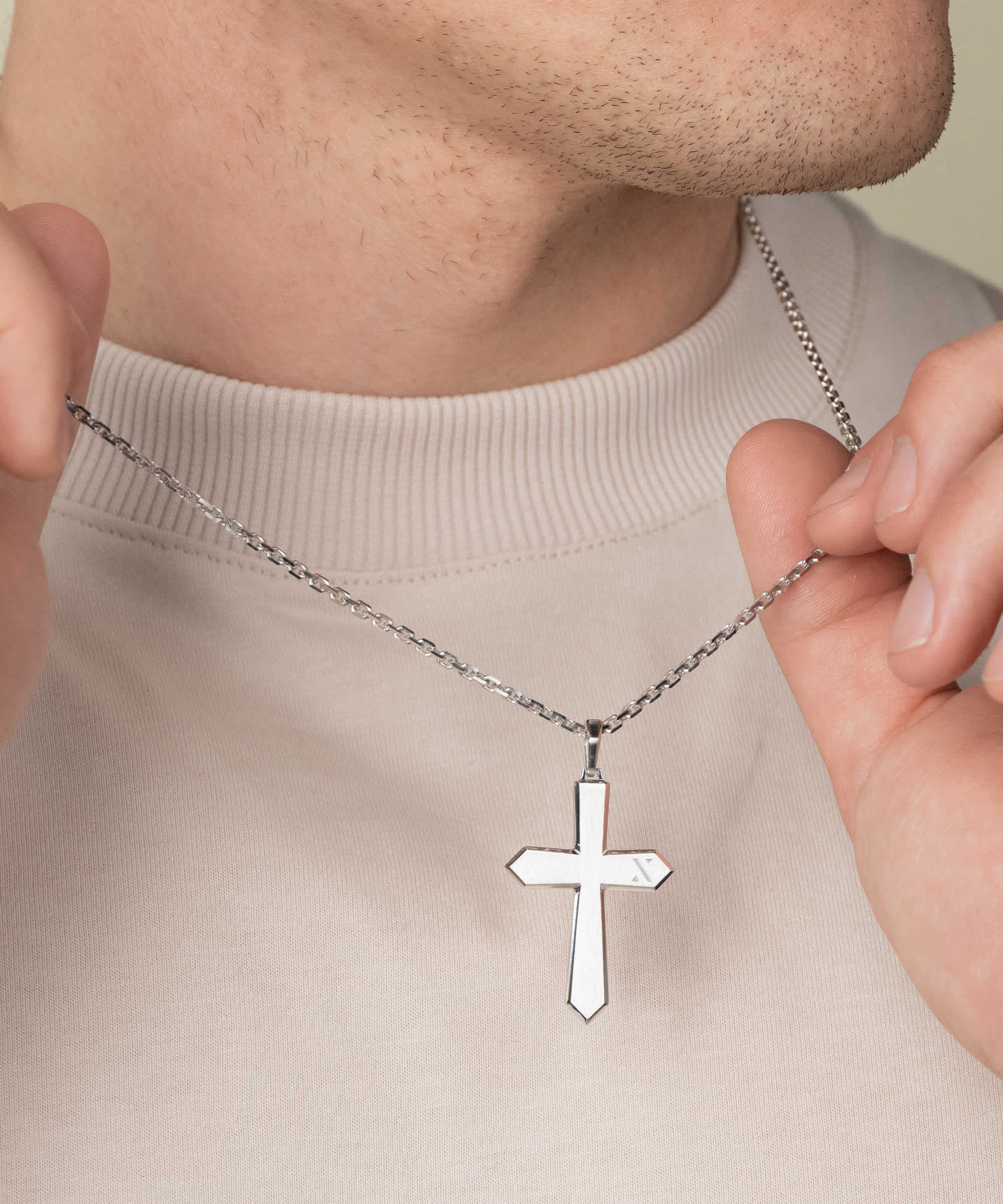 ATTENTION TO DETAIL - Crusade Cross Pendant Silver