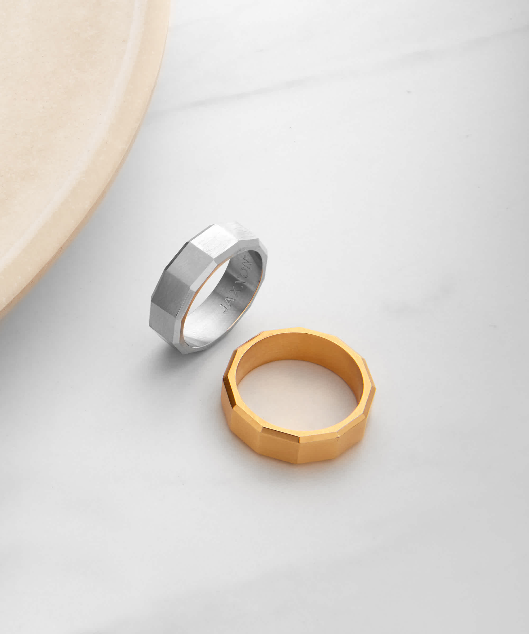 Modern Design - Silver Twelve Ring
