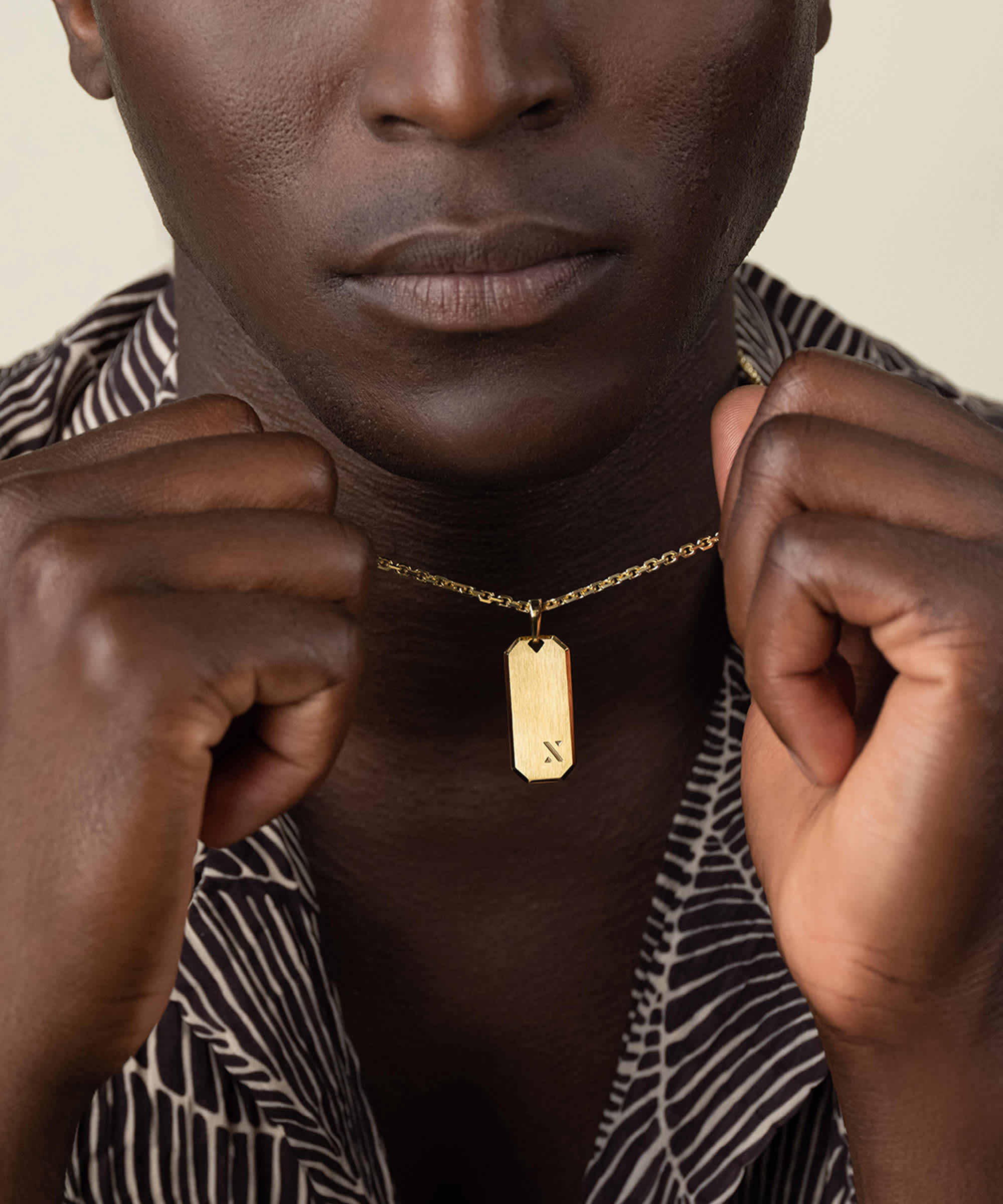 ATTENTION TO DETAIL - Beverly Pendant Gold