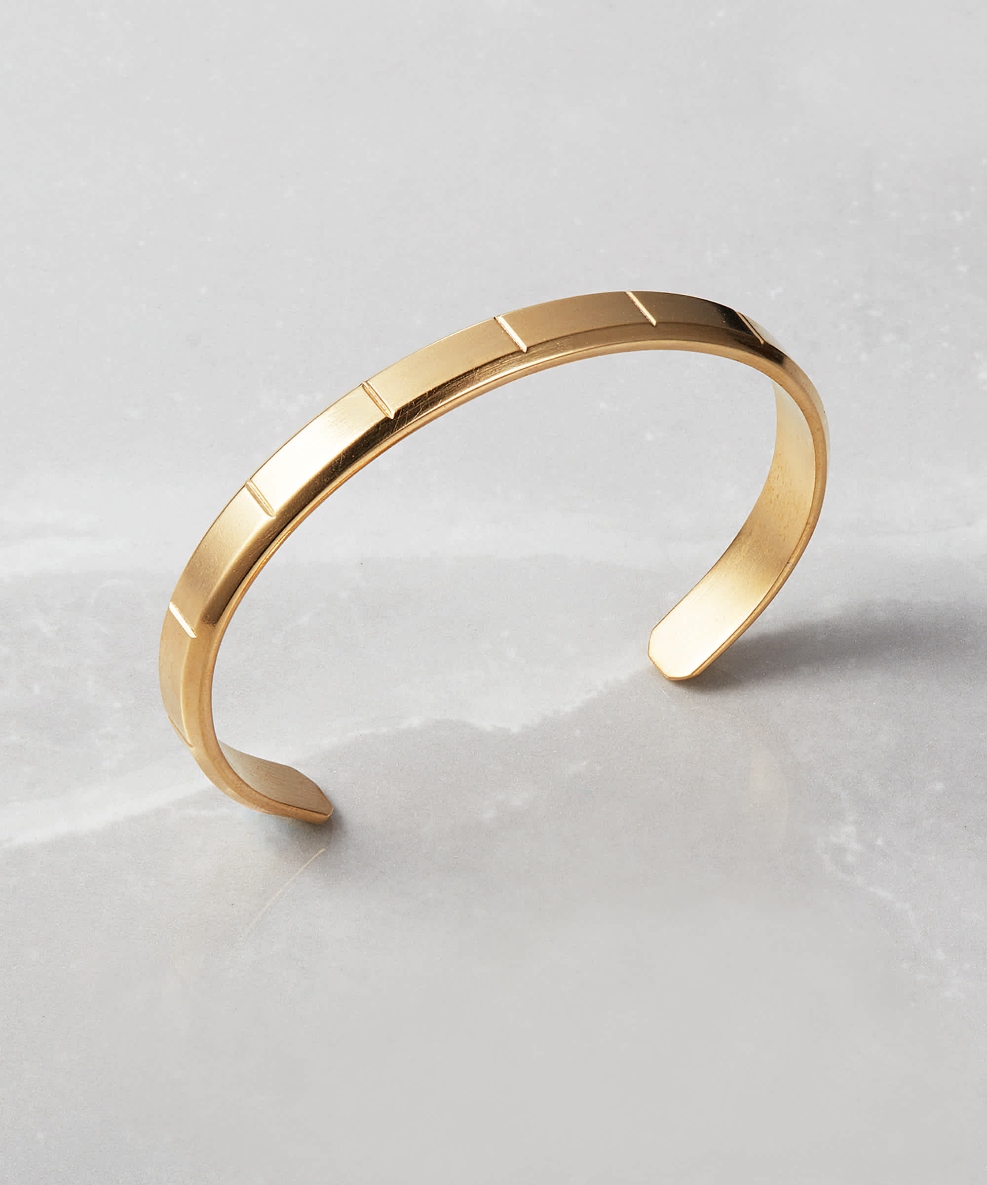 Modern Design - Wilshire Cuff Gold