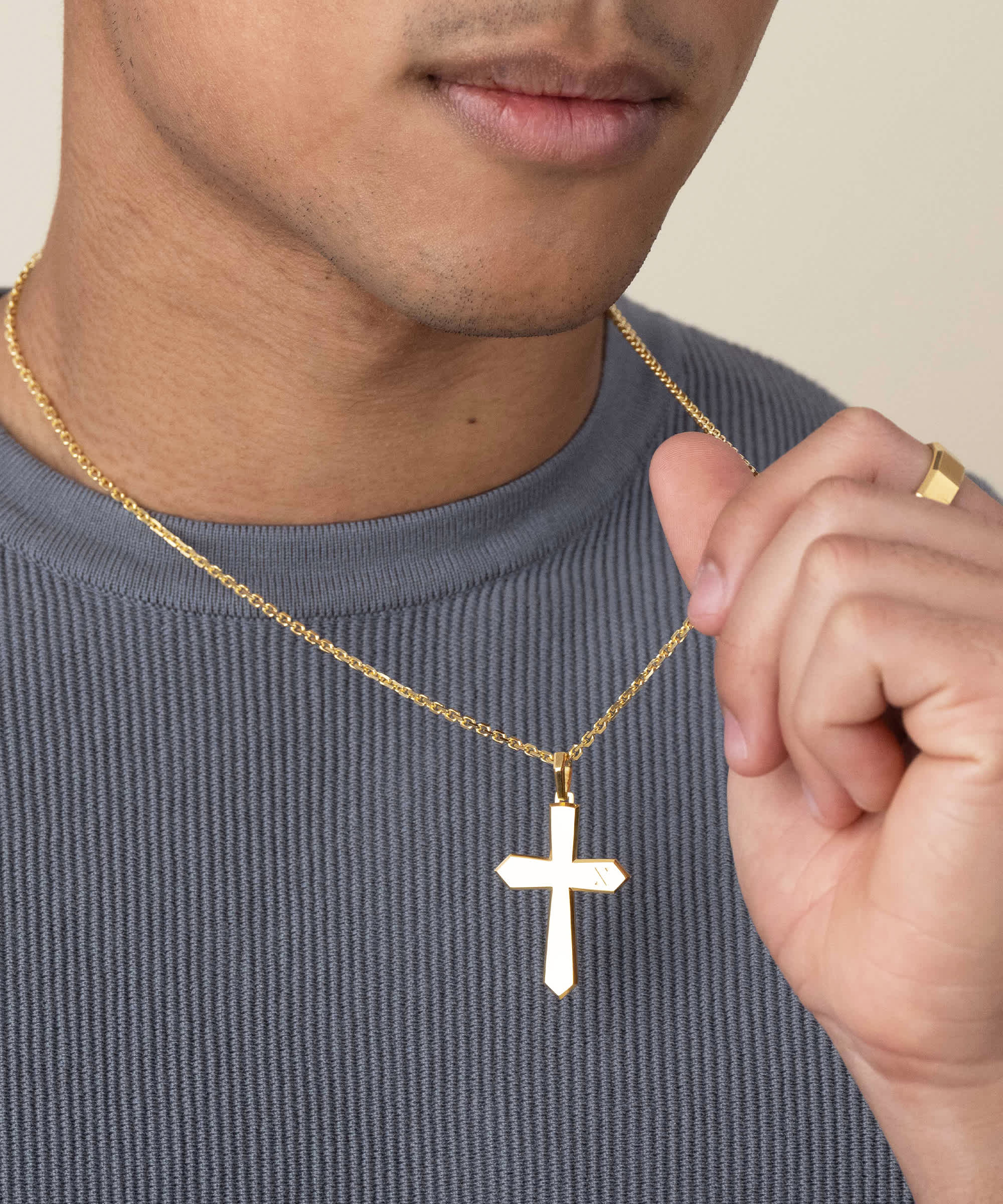 ATTENTION TO DETAIL - Crusade Cross Pendant Gold