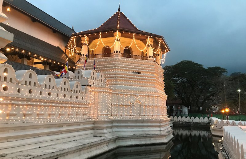 Temple of the Tooth in Kandy