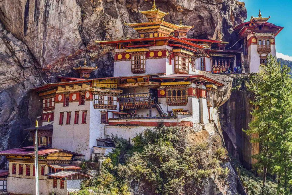 travel to bhutan cost
