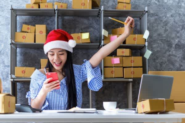 How to Support Your Local Small Businesses This Holiday Season