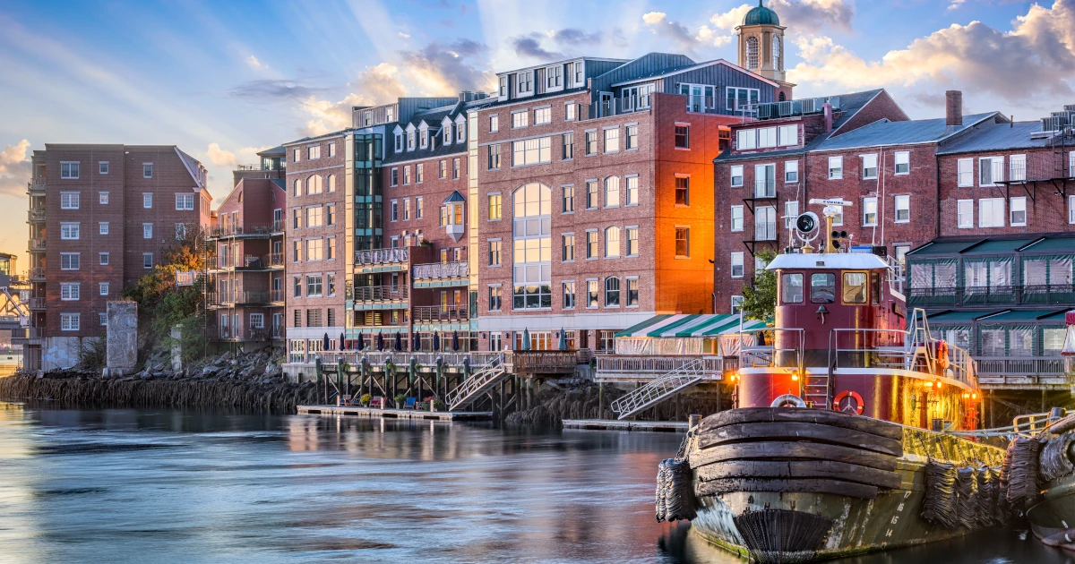 Portsmouth New Hampshire town cityscape