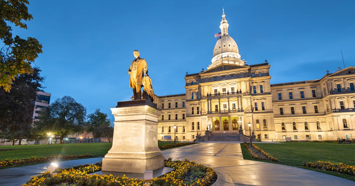 The Michigan state capitol building at sunset | Swyft Filings