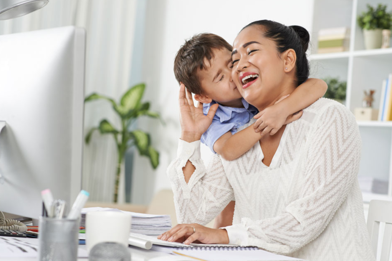 Mompreneurs Can Have It All: Success Secrets for Small-Business-Owning Moms Mompreneurs Can Have It All: Success Secrets for Small-Business-Owning Moms