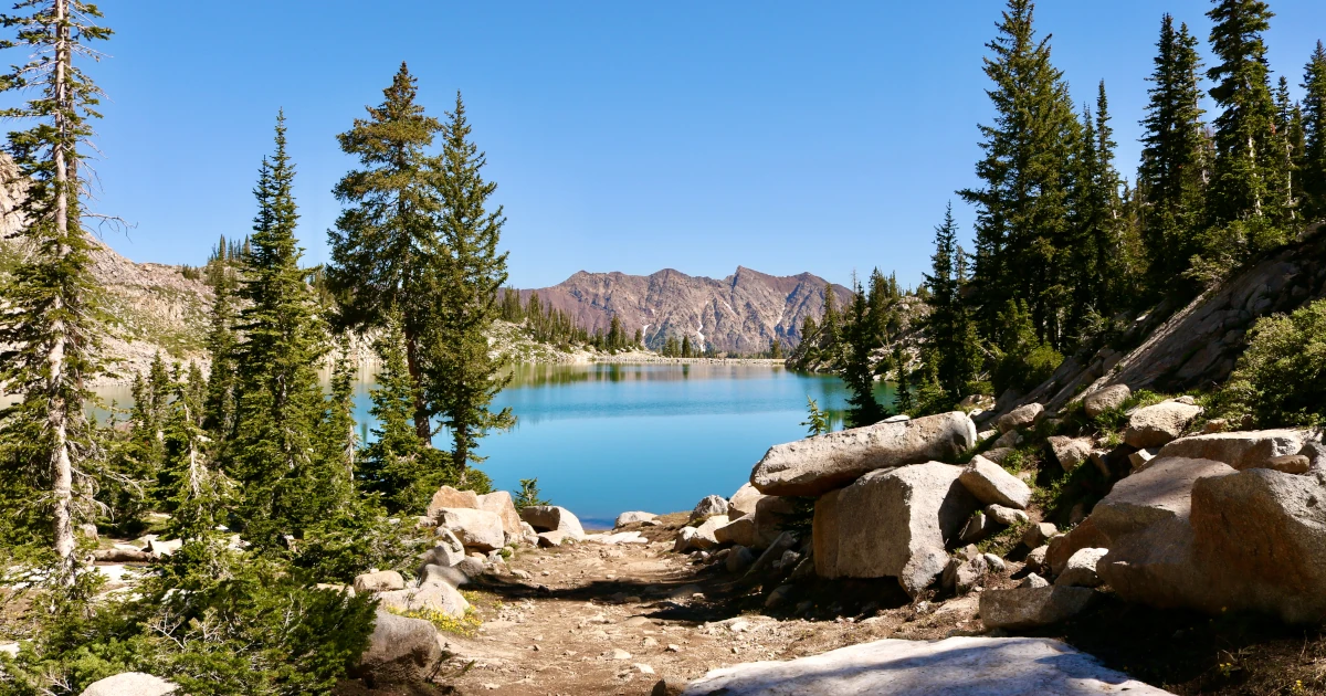 White pine lake on a sunny day in Utah | Swyft Filings