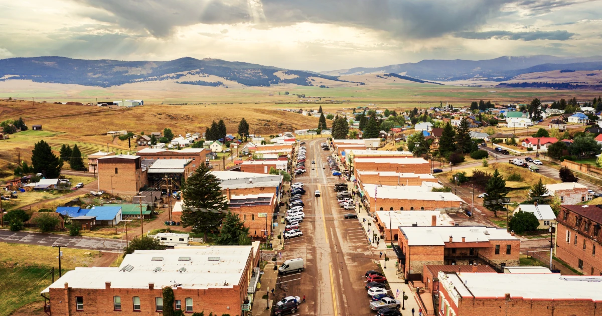 Montana Broadway Street