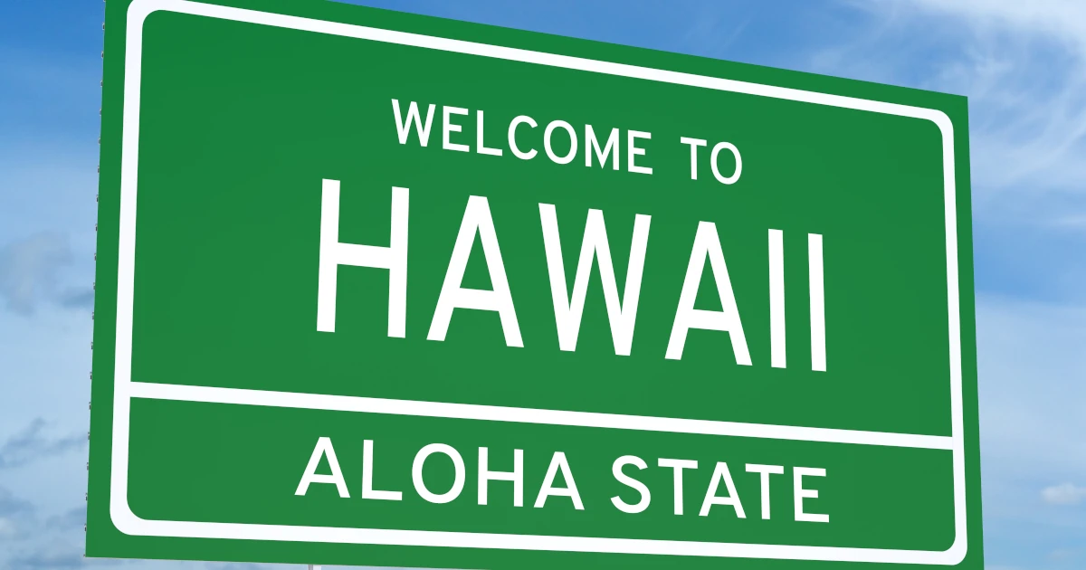 A welcome sign for the state of Hawaii | Swyft Filings