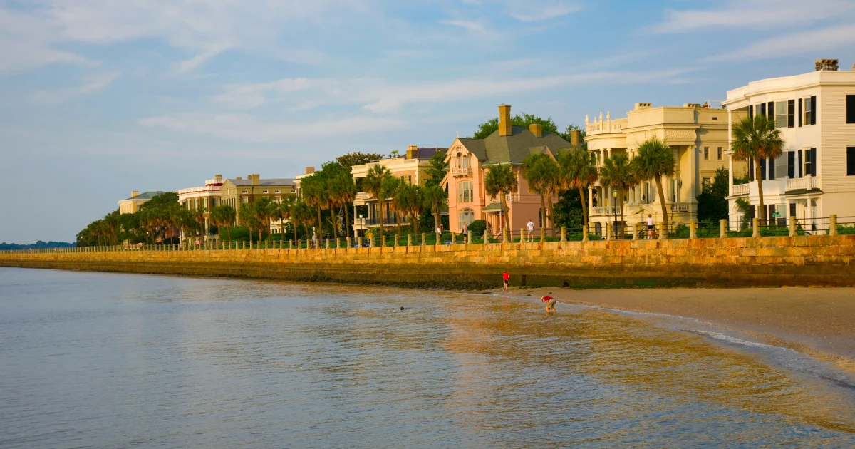 Waterfront homes along the shore in Charleston, South Carolina | Swyft Filings