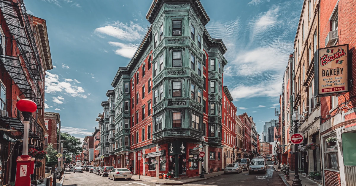 Street corner in downtown Boston, Massachusetts | Swyft Filings