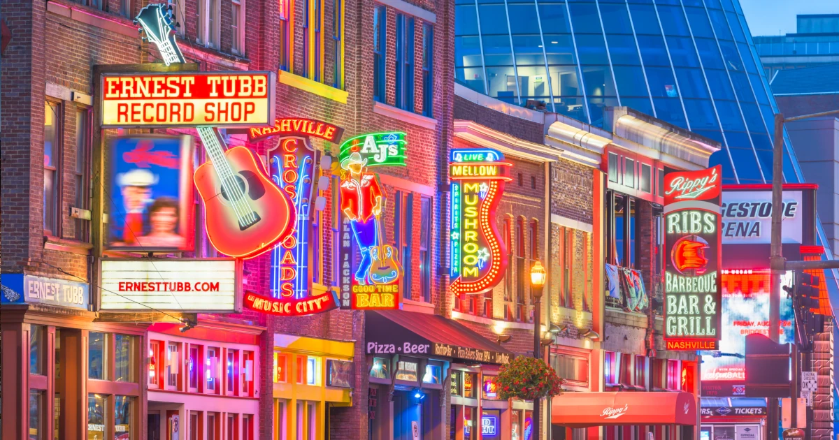 Street of businesses in Nashville