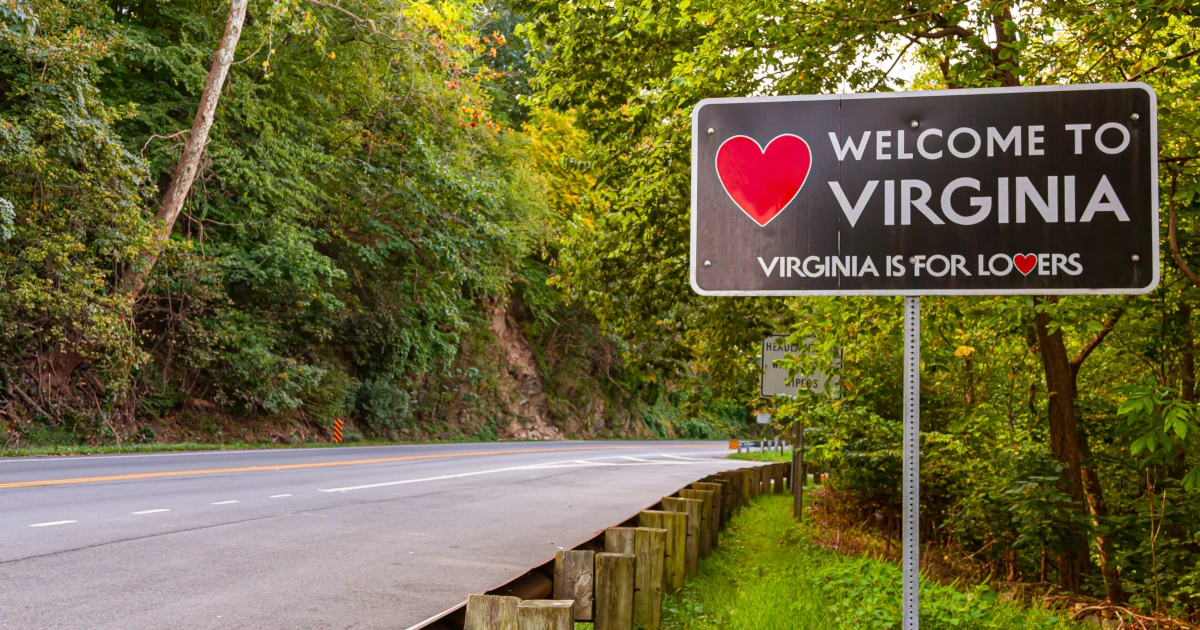 Sign welcoming drivers into the state of Virginia | Swyft Filings