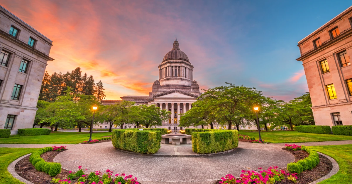 Olympia, Washington, USA state capitol building at dusk