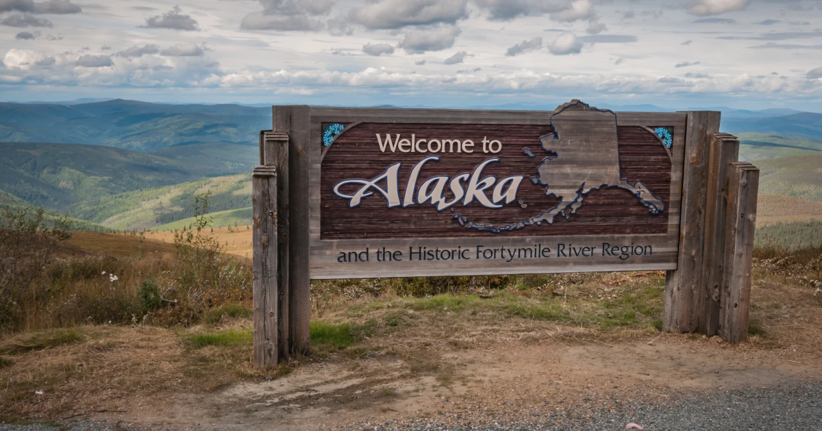 A welcome sign for the state of Alaska | Swyft Filings