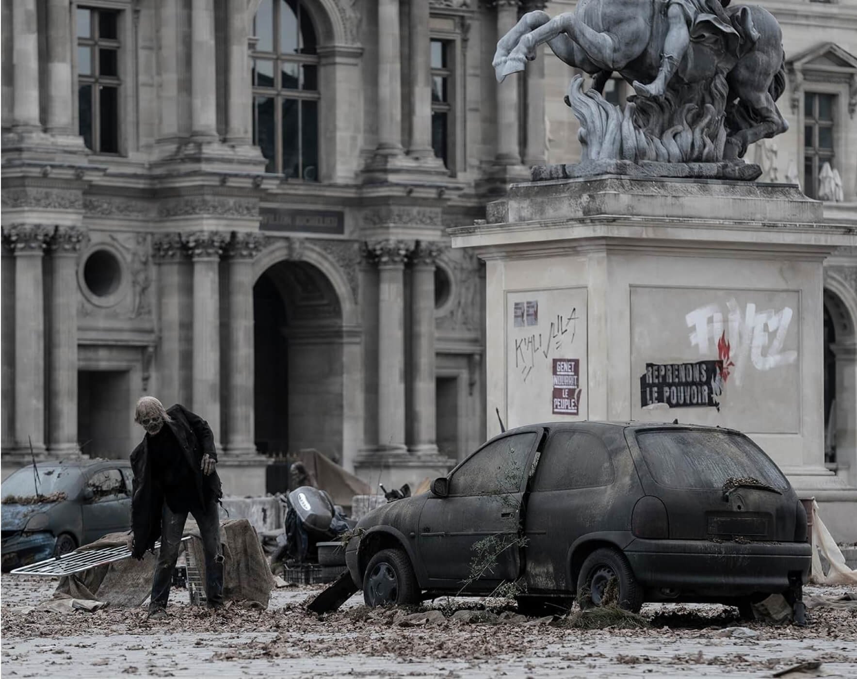 Walker in the middle of downtown Paris