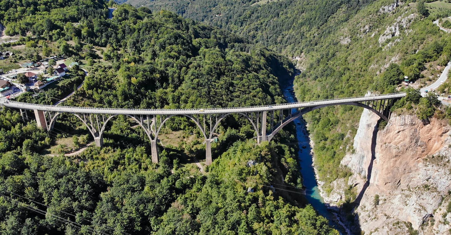 Top Sehenswürdigkeiten Montenegros - Tara Schlucht - Größte Schlucht Europas