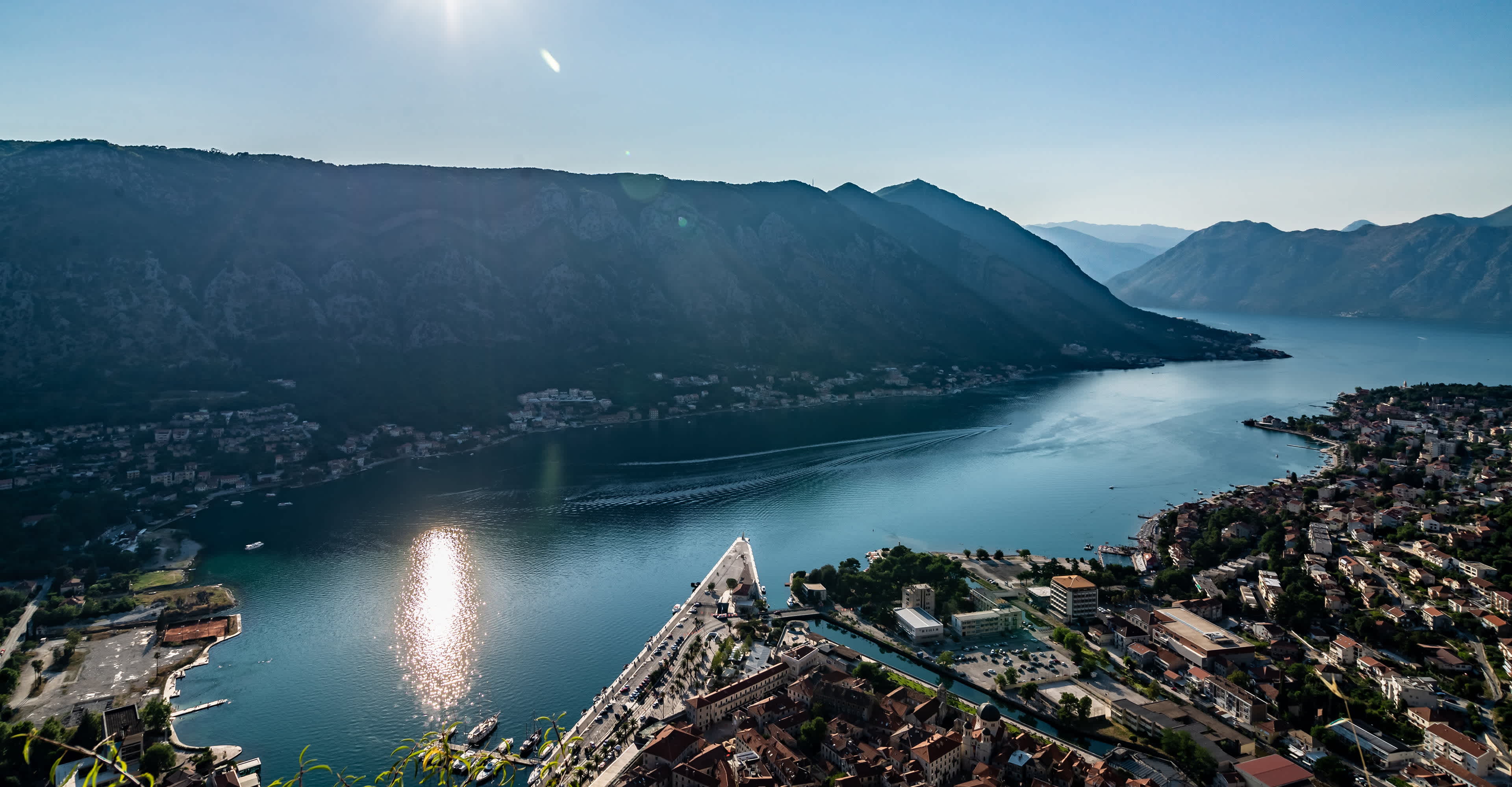 Online-Reiseführer für Kotor in Montenegro - Blick auf Bucht von Kotor
