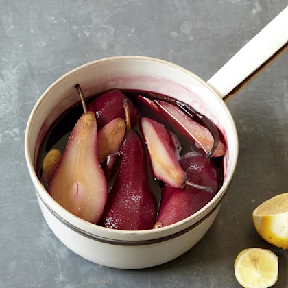 Poires au vin rouge en granité