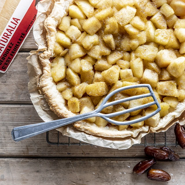 Tarte aux pommes et aux dattes