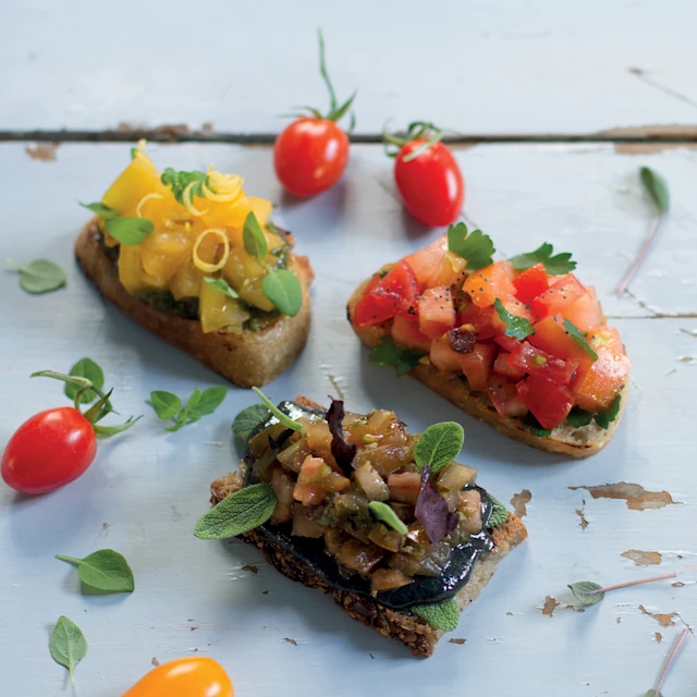 Bruschetta Tricolore